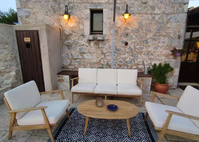 Fameliti Casa Torre Holiday home *