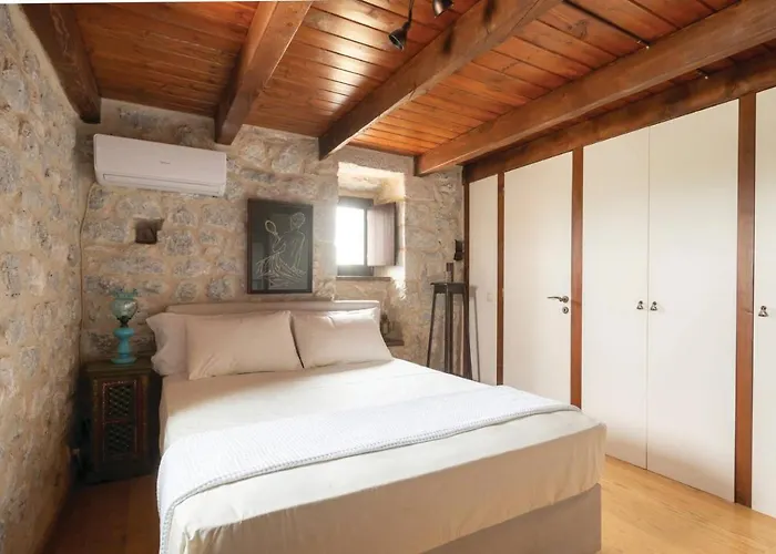 Fameliti Casa Torre Stavríon