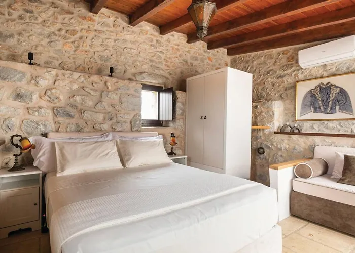 Holiday home Fameliti Casa Torre Stavrion